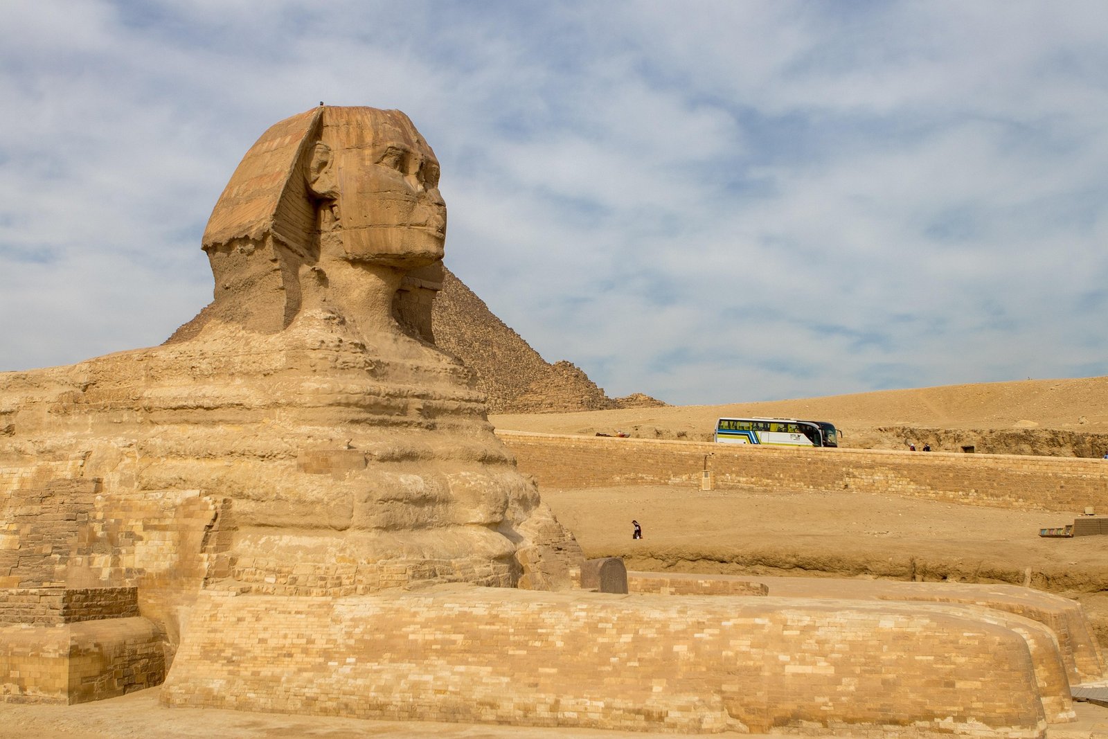 sphinx - pyramids egypt