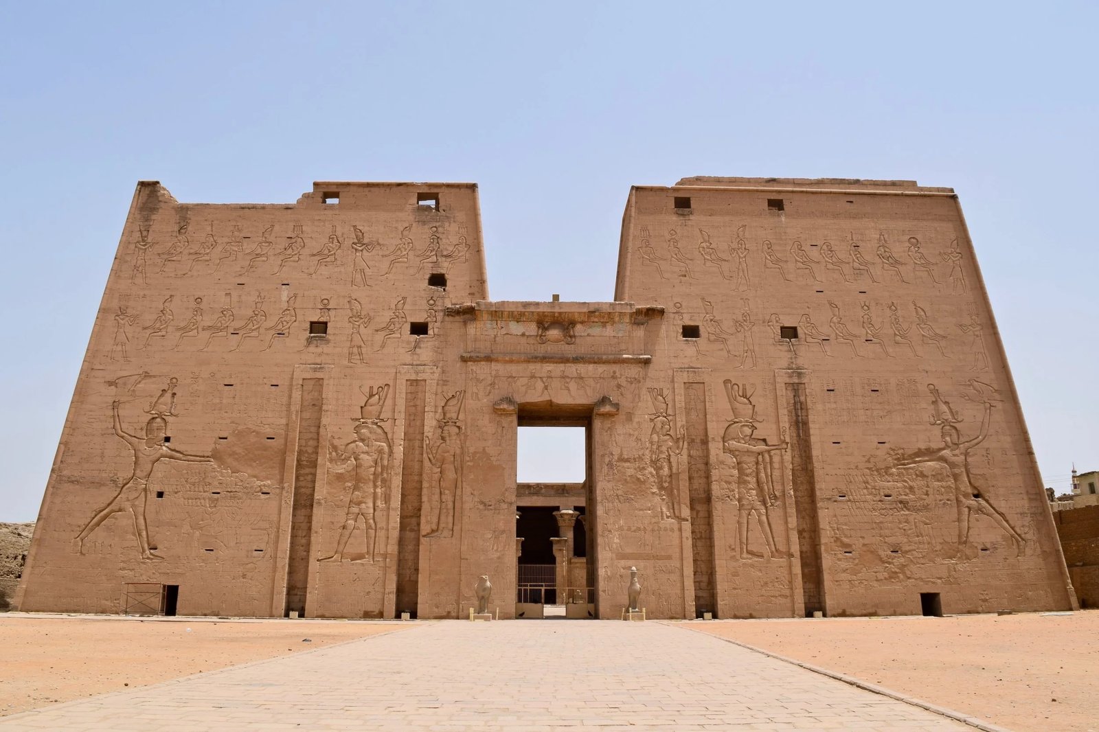 Unforgettable Egypt Budget Tour Cairo to Luxor Nile Cruise Discovery – 8 Days - allroyalegypt