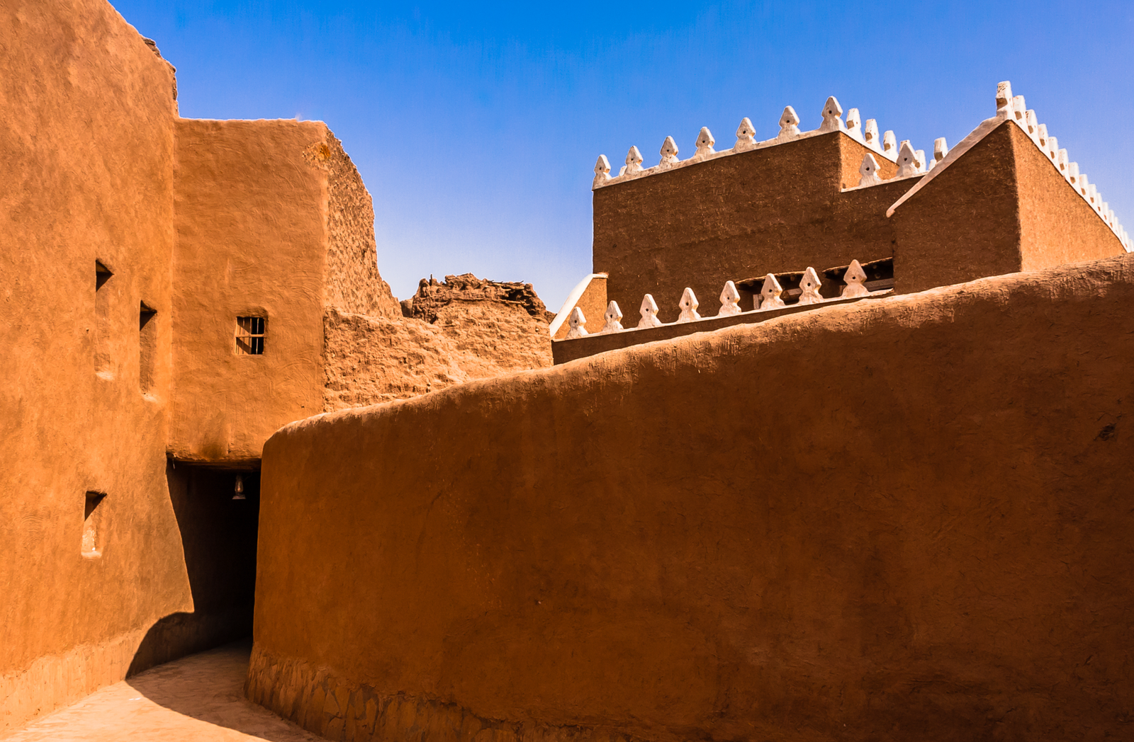 Unforgettable Egypt to Saudi Arabia Grand Journey Nile Cruise, Cairo, Riyadh & AlUla – 13 Days - allroyalegypt