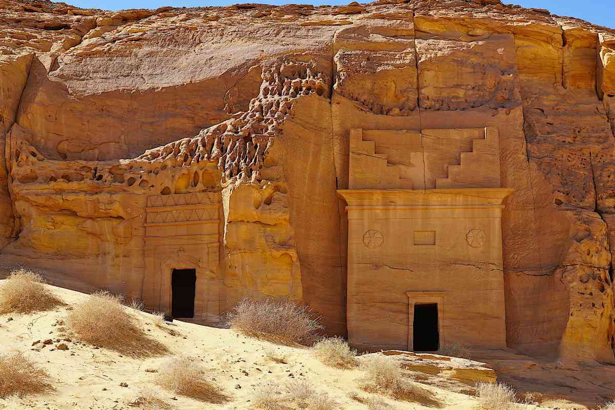 Unforgettable Egypt to Saudi Arabia Grand Journey Nile Cruise, Cairo, Riyadh & AlUla – 13 Days - allroyalegypt